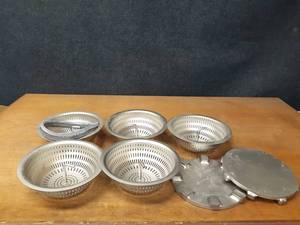 lot 491 image: Lot of (5) Stainless Steel Strainer Baskets and (2) Stainless Steel Drain Covers - This Fit Lots 488, 489 and 490
