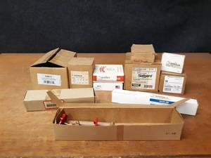 lot 552 image: Large Lot of Water Heater Parts