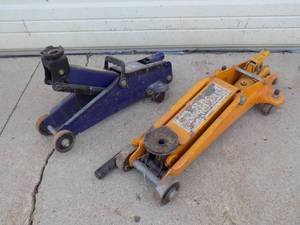 2 - Floor Jacks