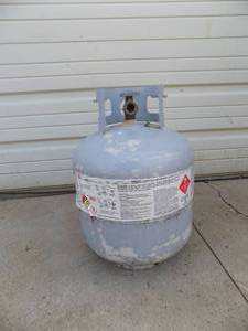 20 Pound LP Gas Cylinder