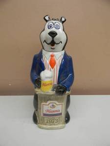 lot 4 image: VINTAGE 1973 HAMMS BEER BARTENDER BEAR DECANTER - CERAMARTE MADE IN BRAZIL - NICE - SEE PICTURES