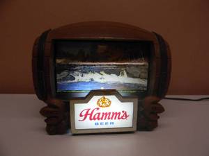 lot 16 image: Vintage Hamms Lighted Beer Barrel Bar Light Sign 8 Flip Motion Scenes - AWESOME PIECE - WORKS - SEE PICTURES