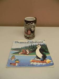 lot 66 image: 1973 HAMMS BEER OCTOBERFEST STEIN WITH THE STORY OF HAMMS BEER ADVERTISING BOOK - NICE SET - SEE PICTURES