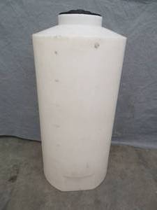 lot 10 image: 75 GALLON PLASTIC  BARREL