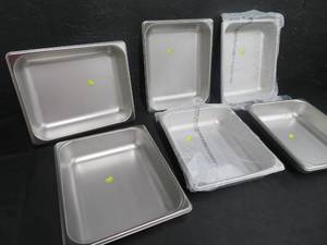 lot 31 image: 6 POLAR WARE STAINLESS STEEL PANS IN ORIGANAL BOX (NSF)