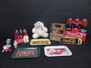 lot 66 image: CUTE COLLECTABLE COCA-COLA LOT