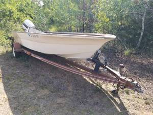 lot 505 image: Tuffy Musky Rampage 16 Fishing Boat, Johnson 70 Outboard Motor, K-Dee Launcher 198 Boat Trailer