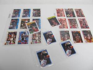 lot 1 image: Lot of Michael Jordan HOOPS Basketball Cards