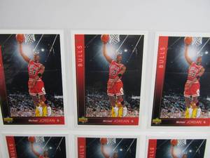 lot 30 image: Lot of Assorted Michael Jordan 1992-93 Upper Deck Basketball Cards