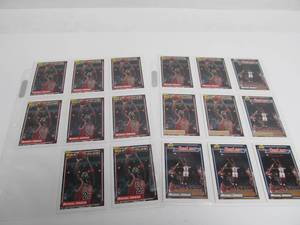 lot 32 image: Lot of Michael Jordan Topps Basketball Cards