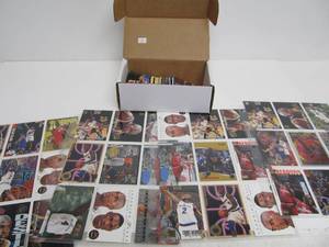 lot 75 image: Large Lot of Assorted Chris Webber Cards