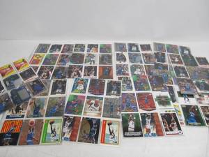 lot 92 image: Large Lot of Assorted Kevin Garnett Cards