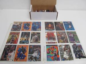lot 99 image: Large Lot of Assorted Shaquille ONeal Cards