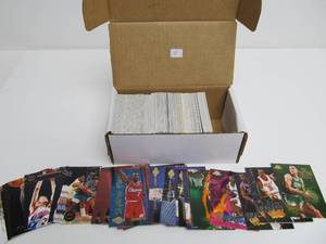 lot 114 image: Lot of Assorted Skybox Basketball Cards