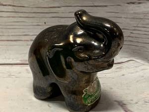 lot 8 image: Vintage Rosemeade Pottery Elephant Shaker