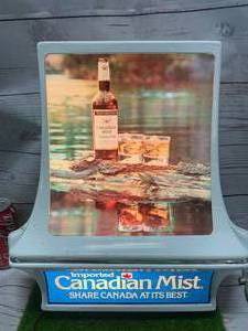 lot 21 image: Vintage Canadian Mist Lighted Sign 16 Tall