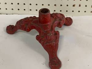 lot 83 image: Vintage Cast Iron Heavy Base