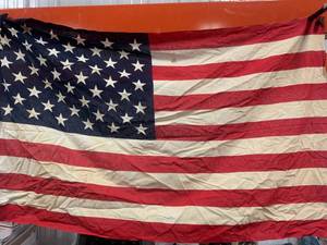 lot 91 image: Antique Cotton American Flag 33 X 46
