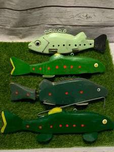 lot 100 image: Lot of 4 Four Custom Made Fishing Lures