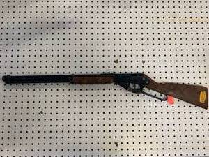 lot 110 image: Rare Daisy BB Gun Model 111
