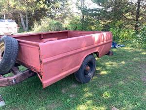 lot 3 image: 1977 Ford 34 ton pickup bed trailer
