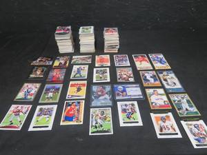 lot 60 image: BIGGER AMOUNT OF COLLECTABLE MIXED SPORTS CARDS - MOSTLY BASKETBALL