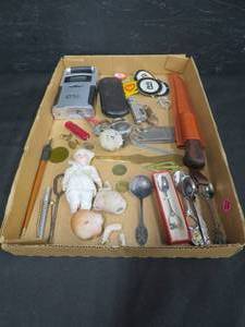 lot 75 image: ANTIQUEVINTAGE MYSTERY LOT