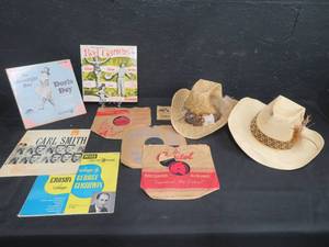 lot 86 image: VINTAGEANTIQUE RECORDS LOT AND 2 COWBOY HATS