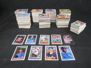 lot 107 image: MASSSIVE LOT OF COLLECTABLE BASEBALL CARDS
