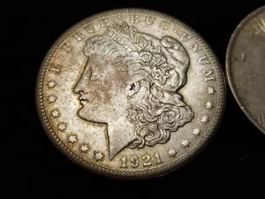 2 SILVER DOLLARS 1921-S MORGAN 1922 PEACE