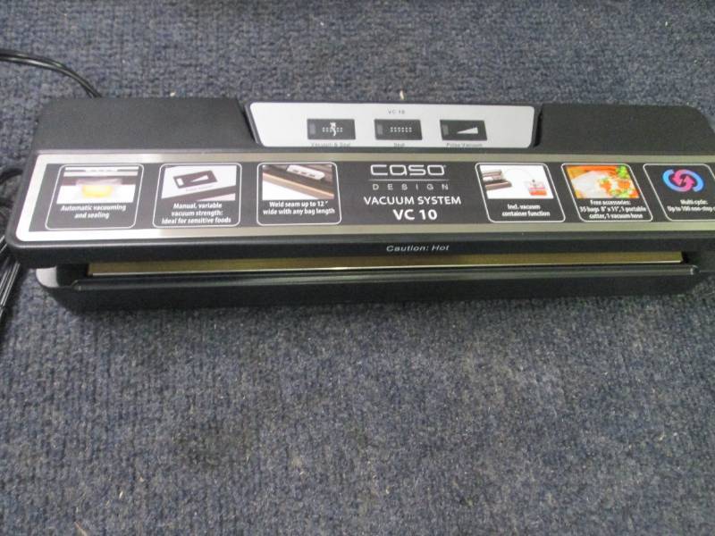 lot 92 image: Caso Vacuum Food Sealer VC10 open b...