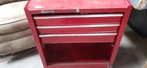 lot 18 image: Stack-on Rolling Tool Chest and Con...
