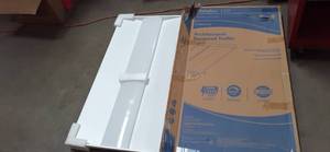 lot 25 image: Eaton Metalux LED Commercial Archit...