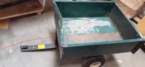 lot 51 image: Small Pull Behind Trail 42.5 x 32....
