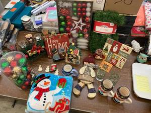 Christmas Decor Lot