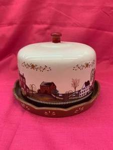 Cake Plate  Dip and Cracker plate with Cover