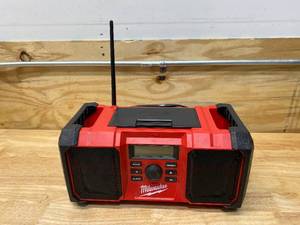 lot 22 image: MILWAUKEE M18 18-Volt Lithium-Ion Cordless Jobsite Radio (Tool Only)