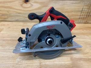 lot 25 image: MILWAUKEE M18 18-Volt Lithium-Ion Cordless 6-12 in. Circular Saw (Tool-Only)