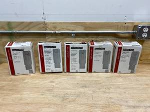 lot 94 image: FAHRENHEAT Lot of 5- Non-Programmable Unit-Mounted Baseboard Thermostats