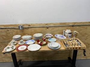 lot 111 image: Lot of Various Dishes