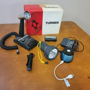 lot 30 image: Vintage Turner Super Sidekick Microphone in Its Original Box and More