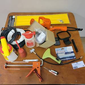lot 46 image: Household and Hardware Supplies-Black and Decker 16 Hedge Trimmer and More