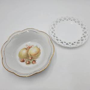 lot 40 image: Rare Vintage Schumann Arzberg Porcelain Dish and Milk Glass Plate