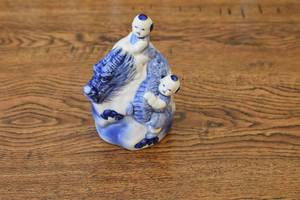 Porcelain singapore decor