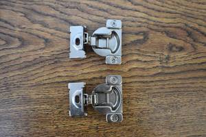 Cabinet Hinges