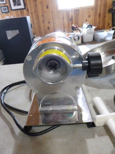 lot 29 image: Cabelas Commercial Grade Electric Grinder with Meat Mixer