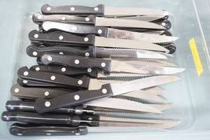 Steak knives