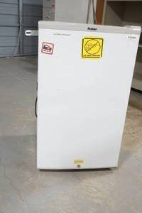 Mini fridge
