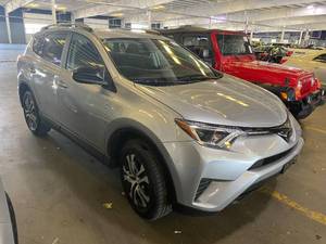 2017 Toyota RAV4 LE AWD