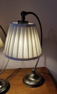 lot 42 image: Loop Neck Adjustable Table Lamps